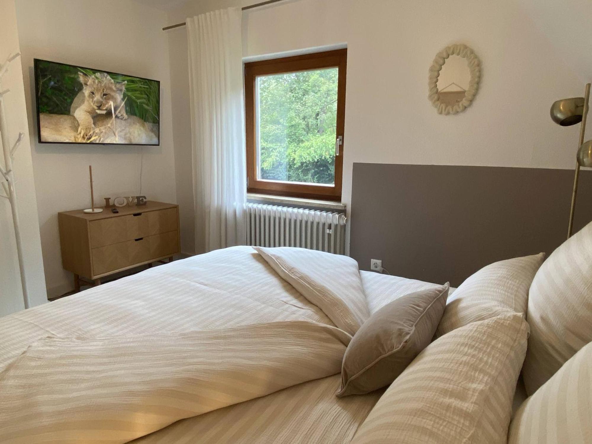 Messe- & Ferienhaus Gertraud Am Ludwigskanal, 24 H Self Check-In, Gratis Parken Wendelstein Buitenkant foto