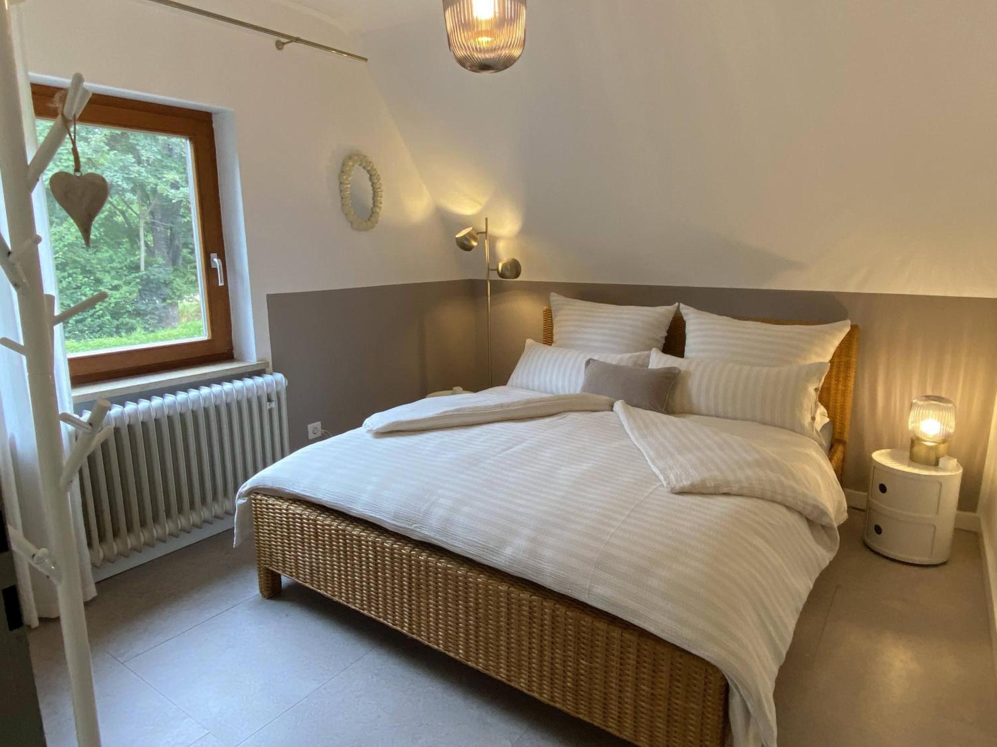 Messe- & Ferienhaus Gertraud Am Ludwigskanal, 24 H Self Check-In, Gratis Parken Wendelstein Buitenkant foto